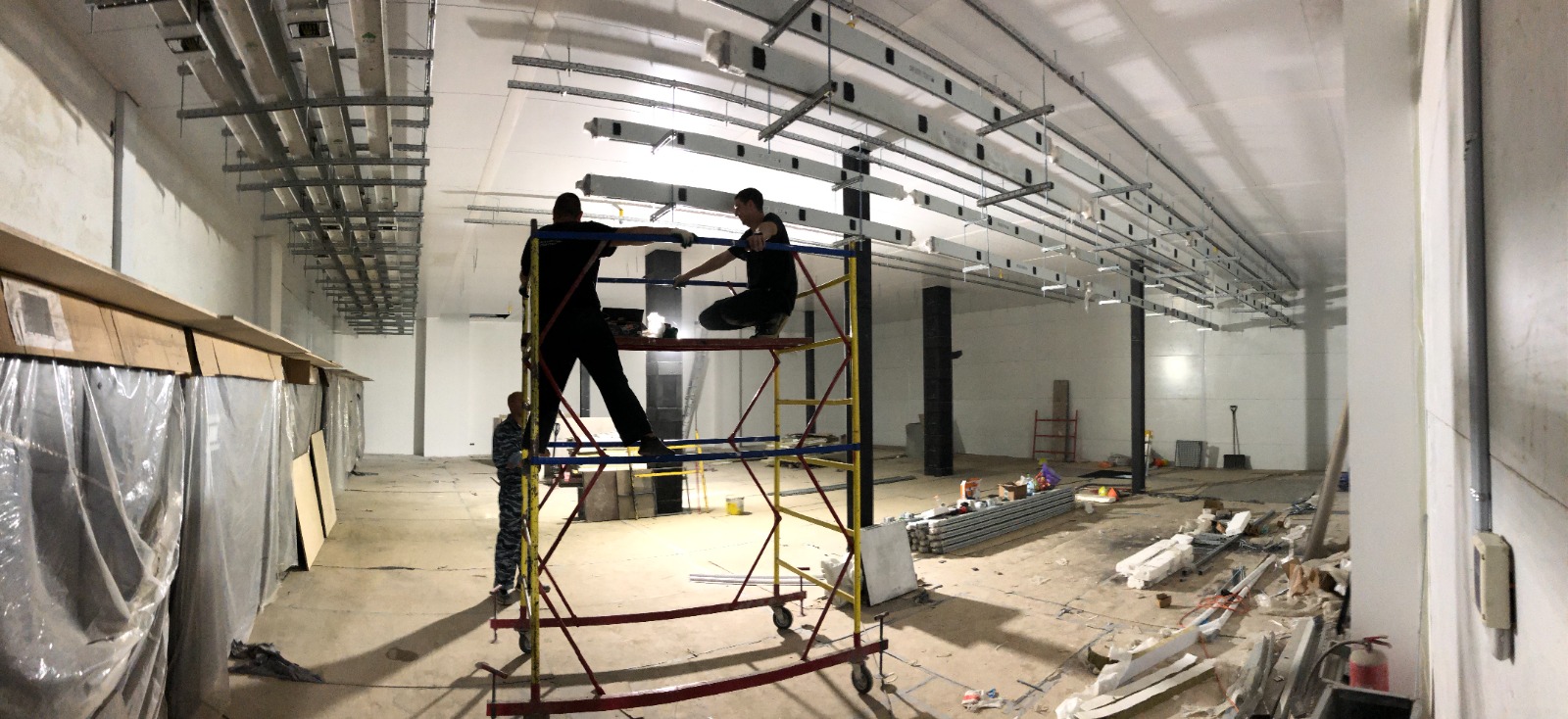 потолок в центре обработки данных фск